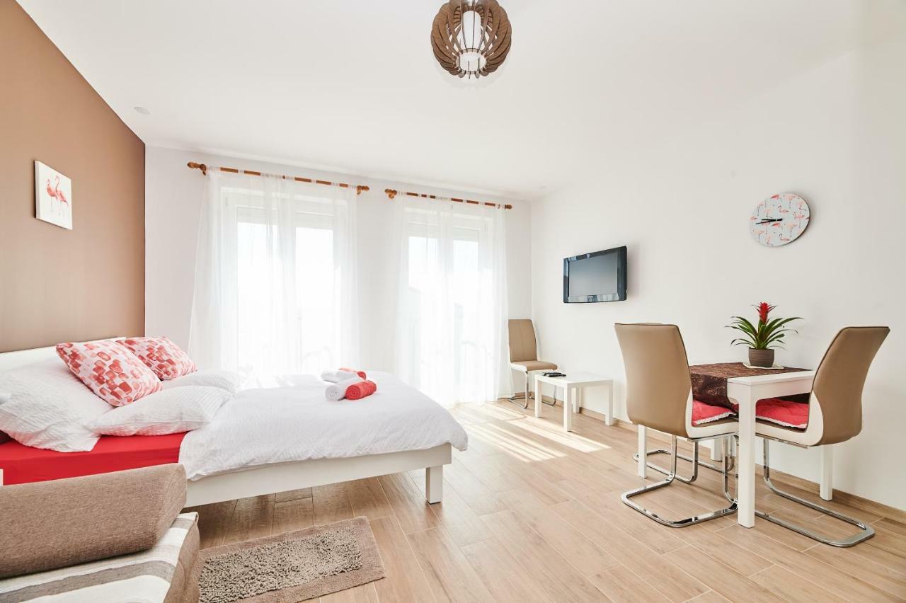 Studio apartman Lena Umago Esterno foto